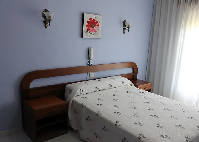 호텔 Arco Iris 비야누에바 데 아로사